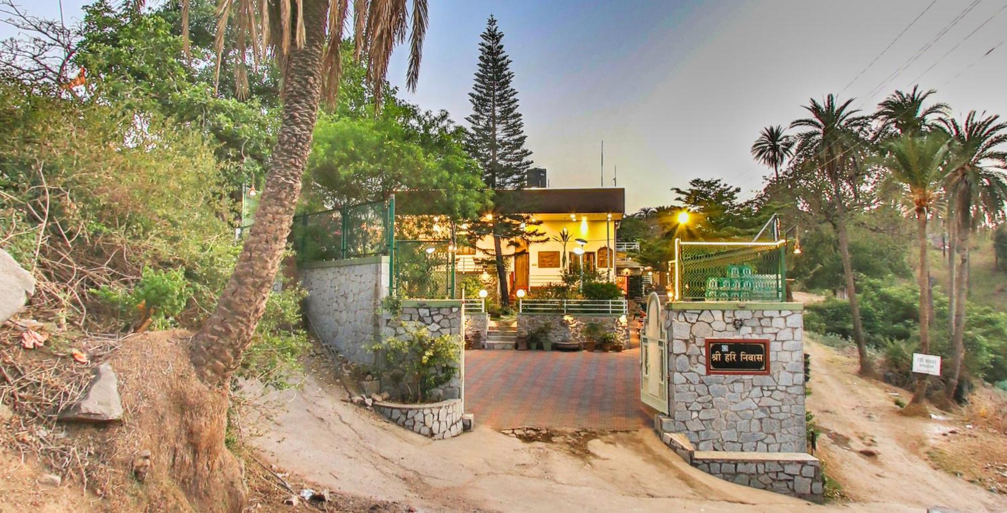 Hari Niwas - A Boutique Garden Resort Mount Âbû Extérieur photo