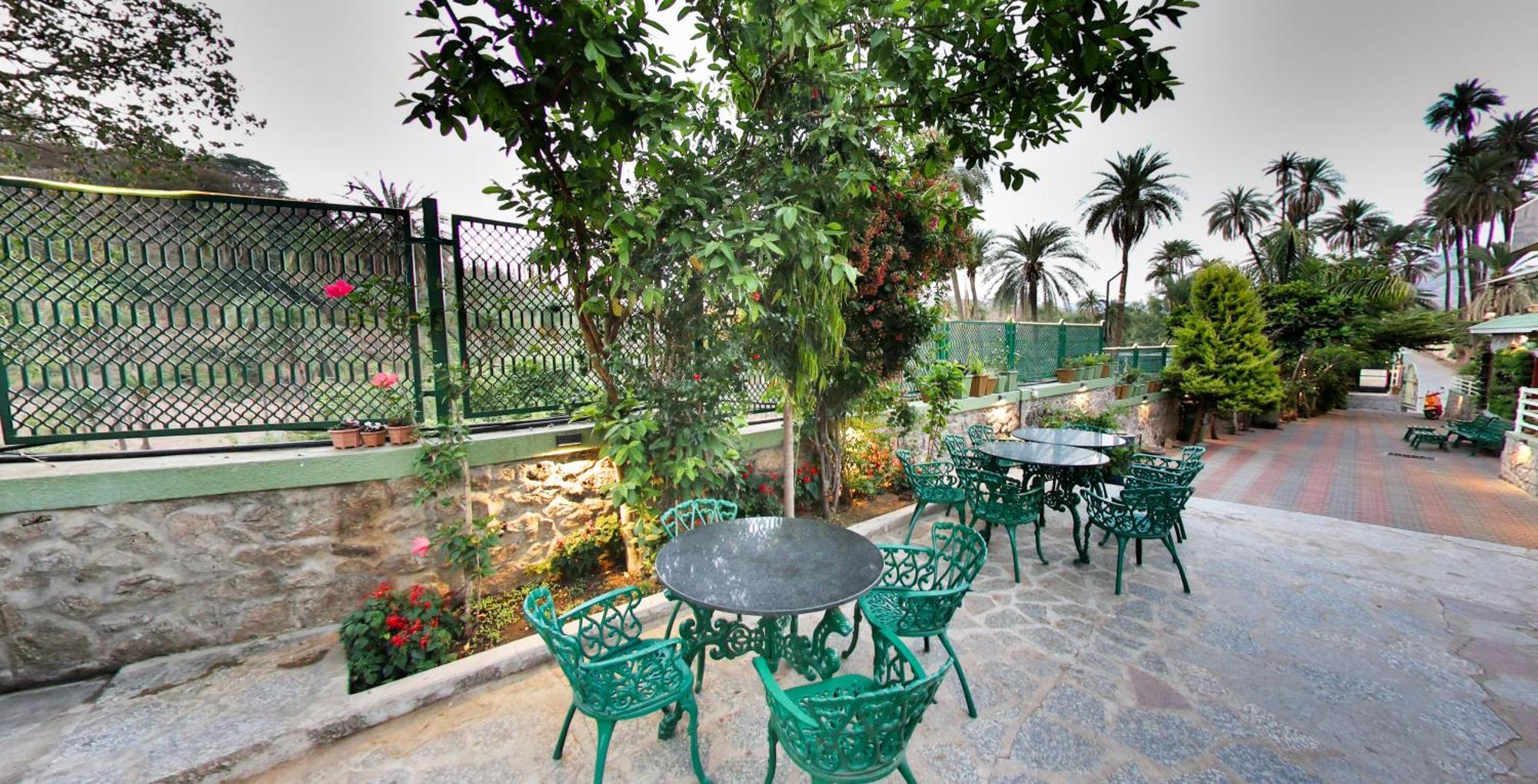Hari Niwas - A Boutique Garden Resort Mount Âbû Extérieur photo