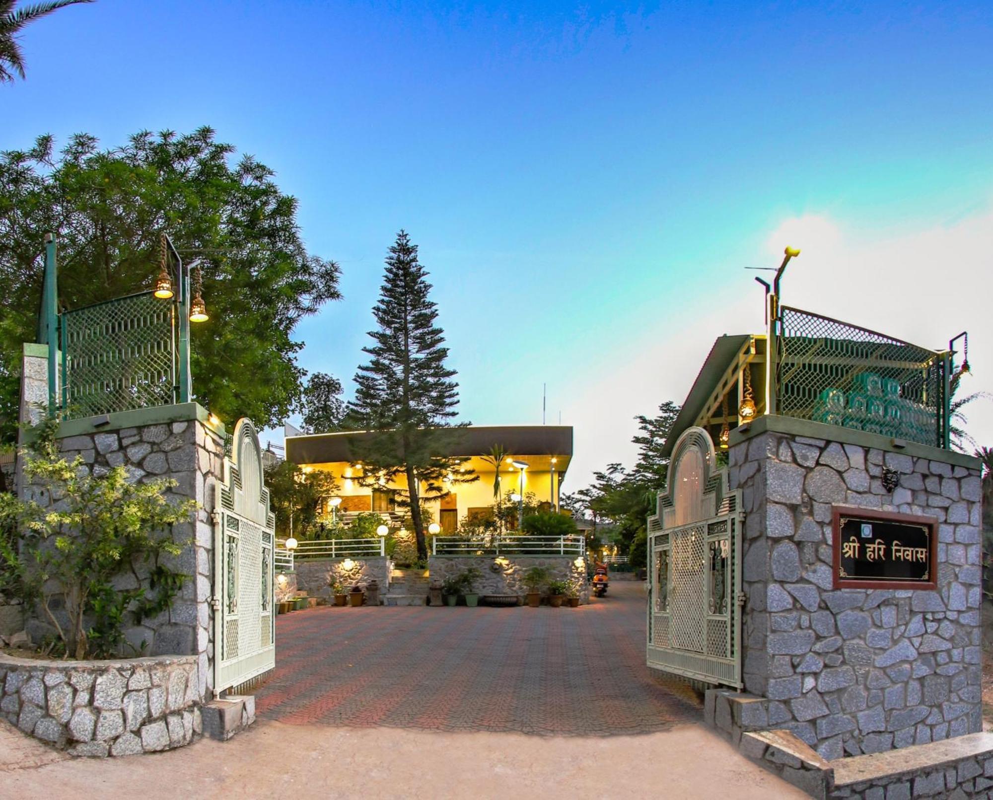 Hari Niwas - A Boutique Garden Resort Mount Âbû Extérieur photo